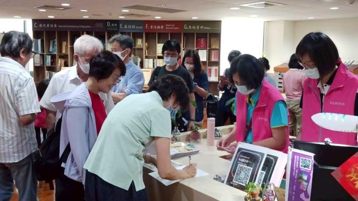 志工協助-報到處/民眾簽到領取號牌