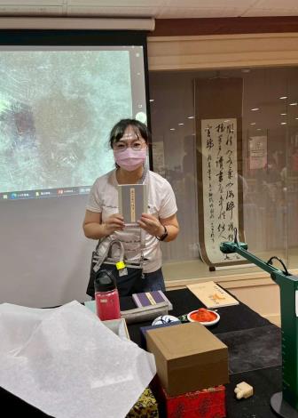 有獎徵答的幸運得主 (2)