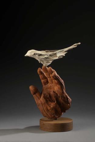 2_董旻晋《佇》 2021年 35×20×50公分 高山樟、檜木_圖片替代文字