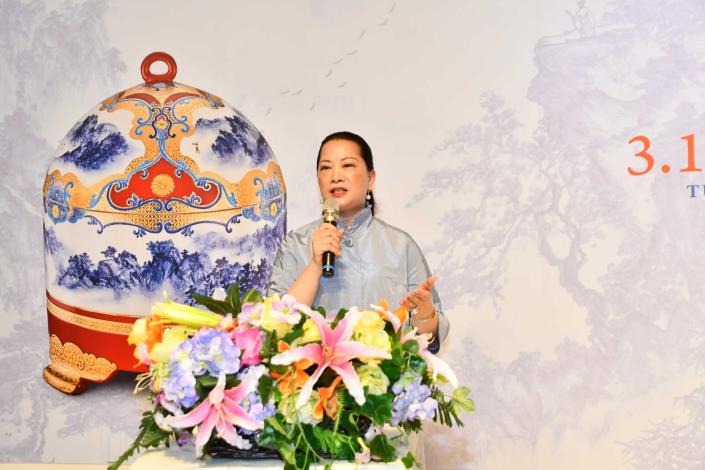 22展出者卓麗秋老師致詞_圖片替代文字