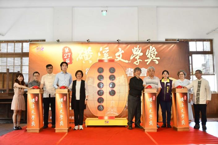 02合影_圖片替代文字