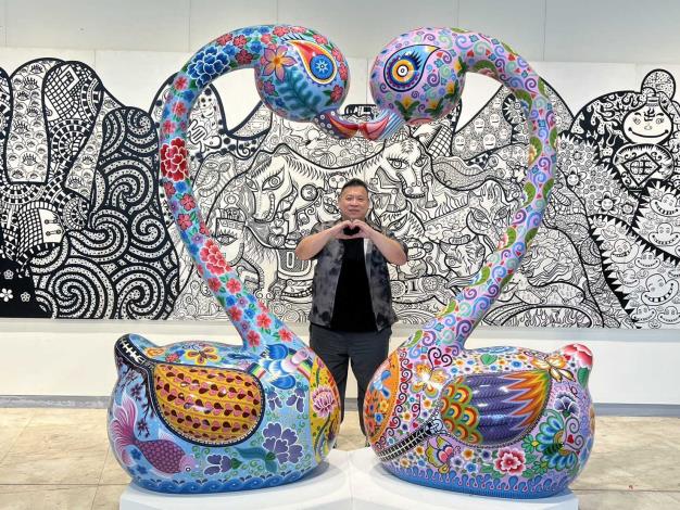 16展出者洪易老師
