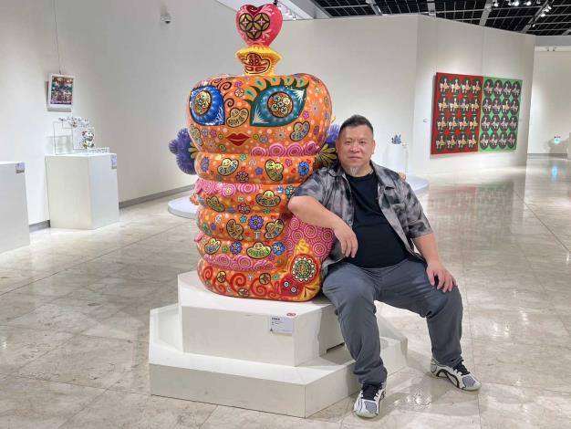 15展出者洪易老師