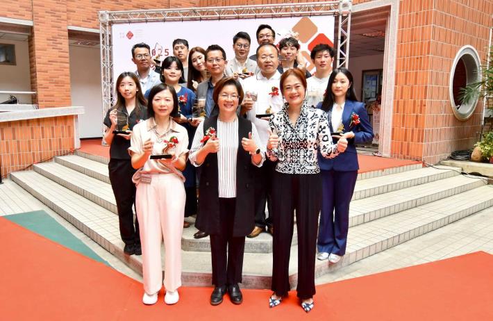 02「2025彰化文創精品認證徵選」授證典禮合影(資料照片)