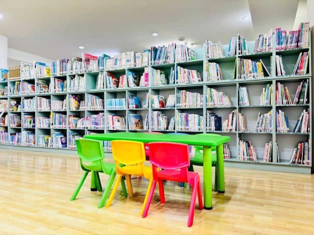 大村鄉立圖書館-兒童閱讀區1